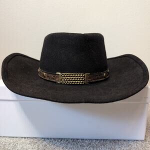 Black vintage Felt Hat With Chain Detail Western